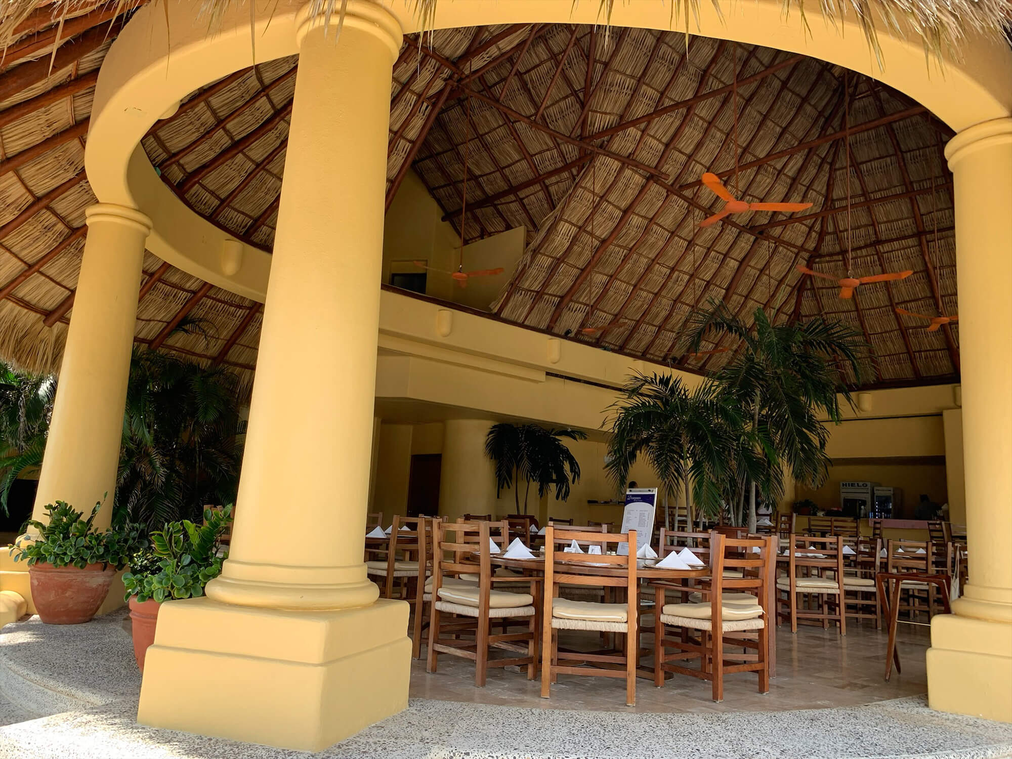 Porto Ixtapa Restaurante